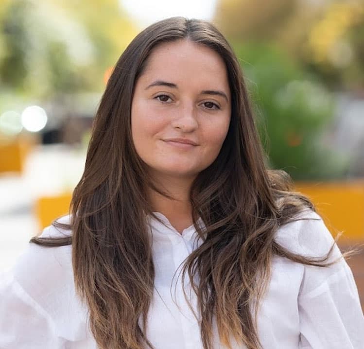 Purchasing an apartment in Torrevieja Aurélie Chamaillard