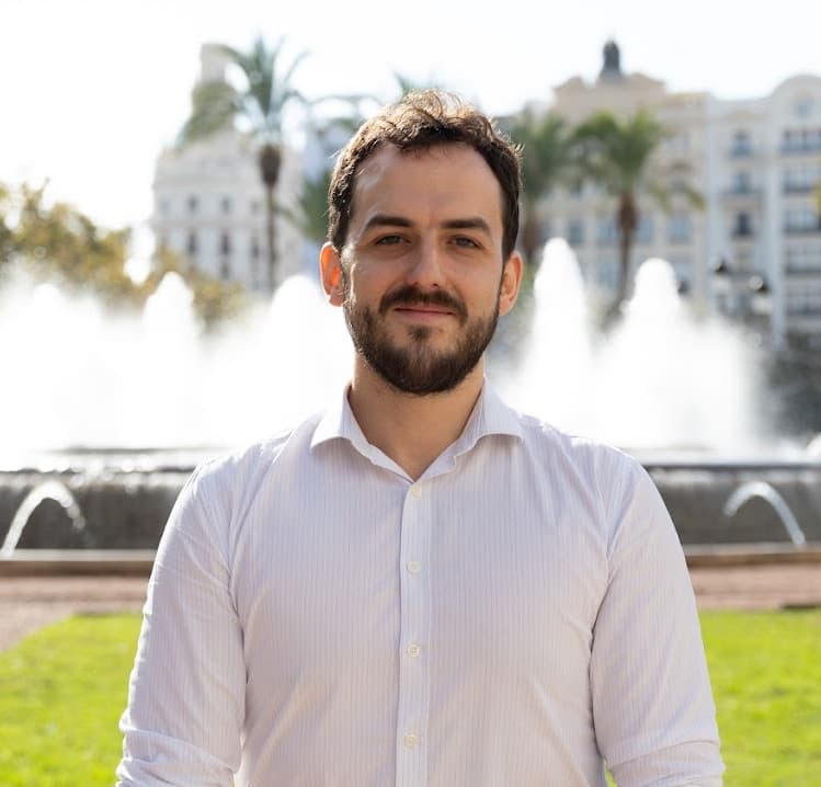 Buying a Property in Spain As a Foreigner: Guide 2024