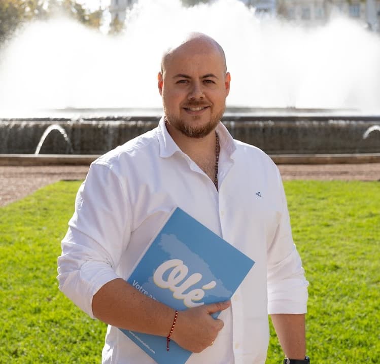 Buying a Property in Spain As a Foreigner: Guide 2024