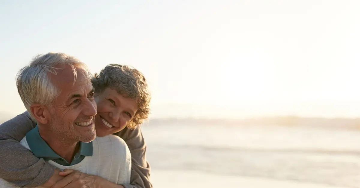 Couple senior heureux viager