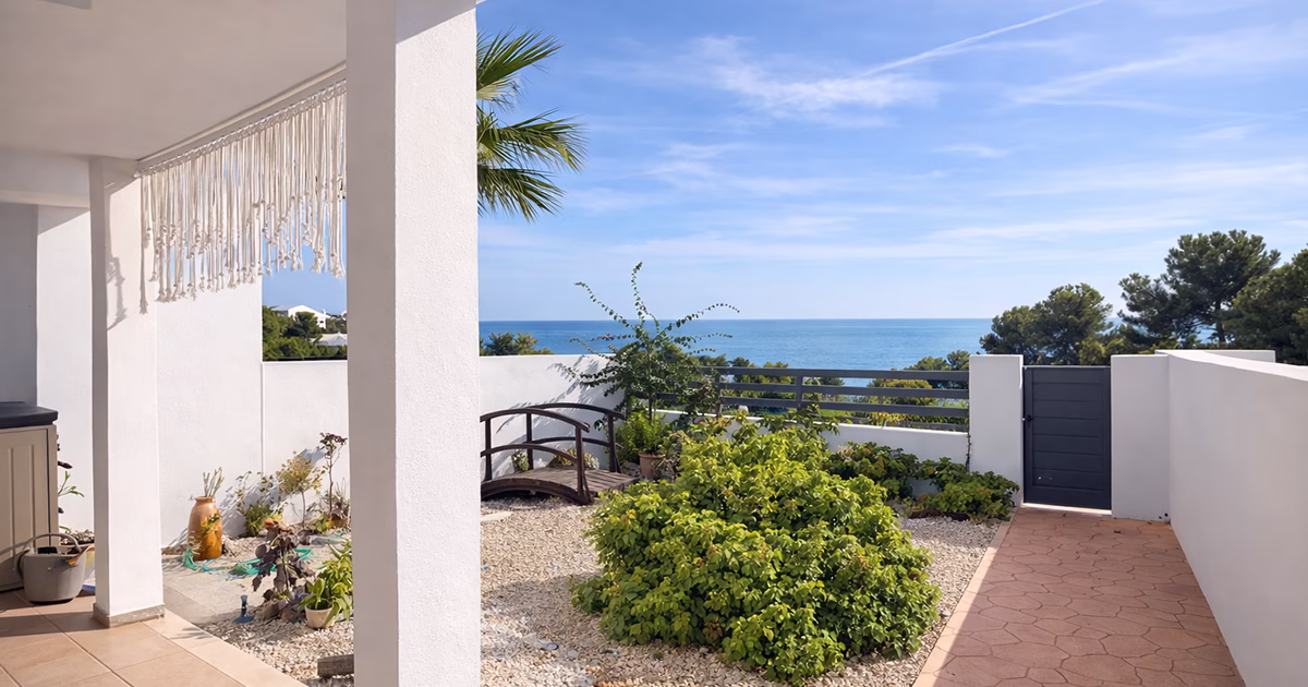 bale4 Vue depuis une maison à Peníscola